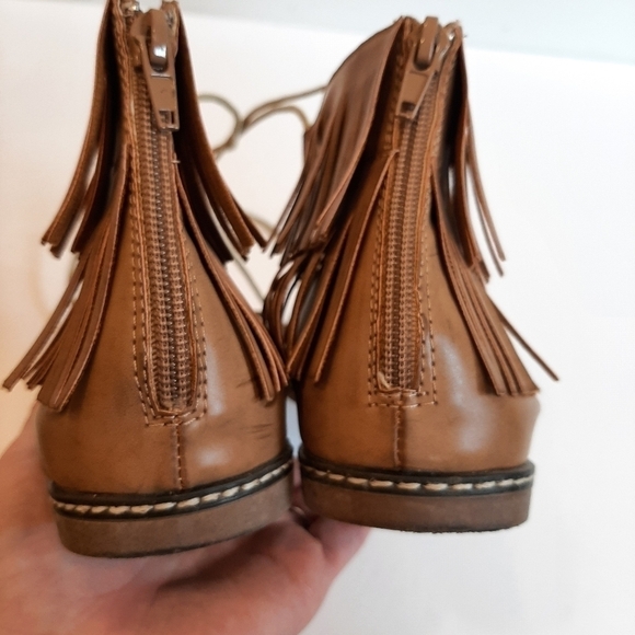 🌟Host Pick Corkys Nude Boho Lace Up Gladiator Sandals with Fringe Size 37 - Picture 9 of 12